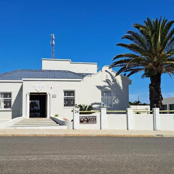 Raston Guest House, hotel en Lambertʼs Bay