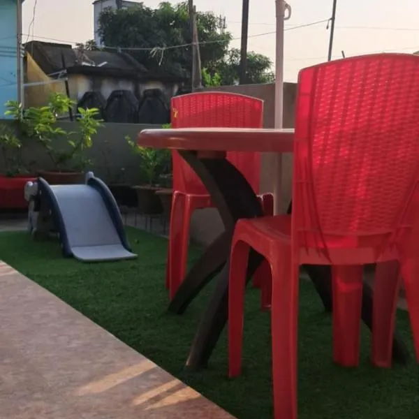 Diya Homestay, ξενοδοχείο σε Rāmpur Hāt