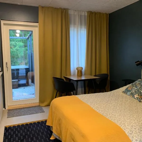 Room with sauna and jacuzzi, hotel in Siilinjärvi