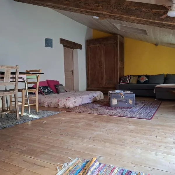 Gîte dans La circulade - Le Pouget, hotel in Le Pouget