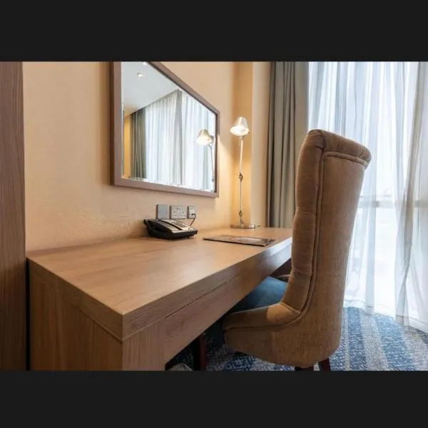 Hayat Plus Hotel, hotel v destinaci Medína