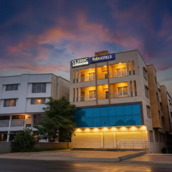 FabHotel Classic Executive, hotel v destinaci Phūrsungi