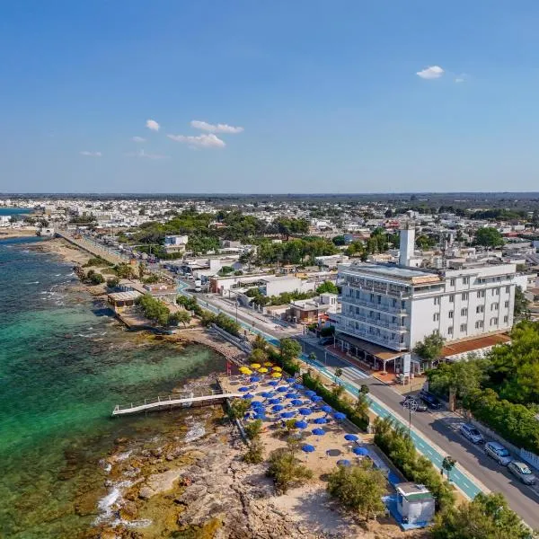 Casalabate में, होटल Hotel Club Perla