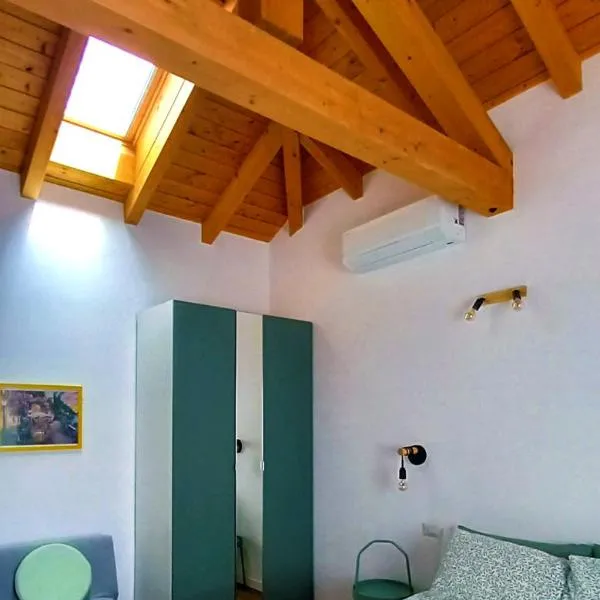 Adda River Tower Room, hotel en Calolziocorte