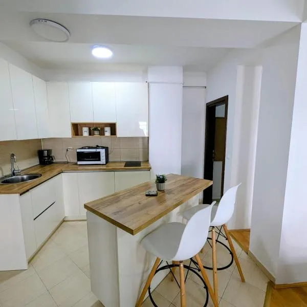Lihnidos Home, Central Stay, Wi-Fi, near Lake, AC, hotel Ohridban