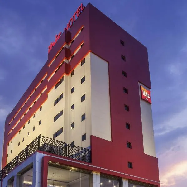 ibis Pontianak City Center, hotel in Pontianak