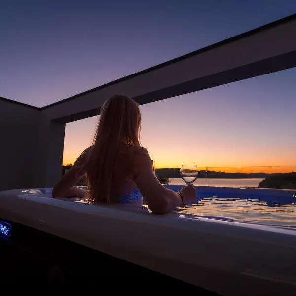 Quantara Resort Domaša - Wellness & Private Jacuzzi Suites, hotel in Holčíkovce