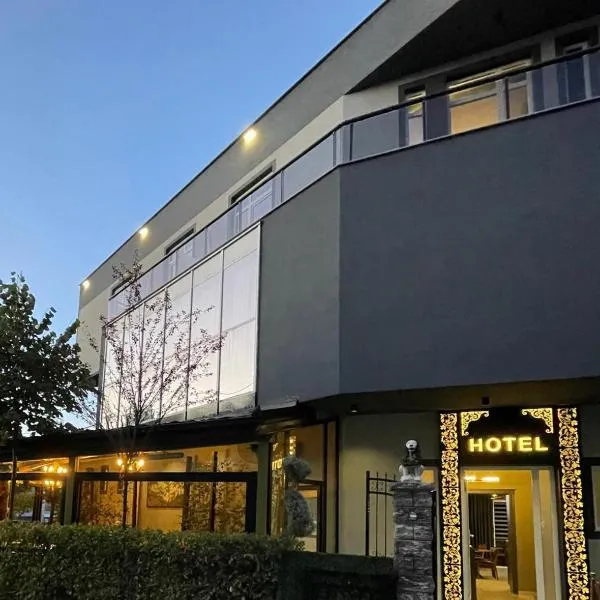 GRAND JNK Boutique Hotel, hotel in Kukës