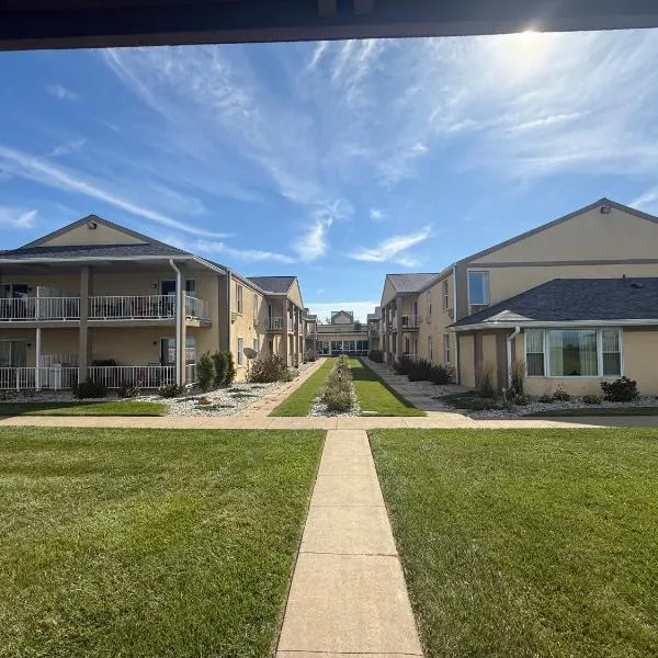 Clinton Inn & Suites, hotel in Port Clinton