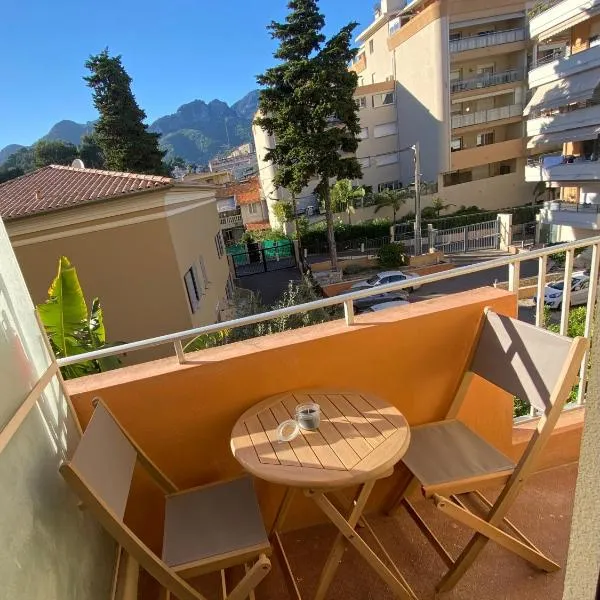 La Casetta Serena, Climatisé, Wifi, proche plage, hotel in Menton