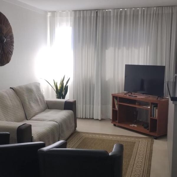 Apartamento Central, com ar condicionado sala e quartos, completo e aconchegante - Foto 5