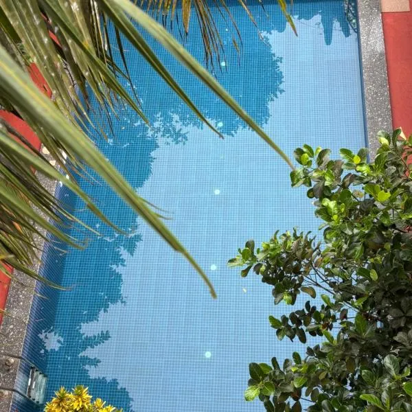 Serendipity Goa - Apartments and Cafe, hotel in Arambol