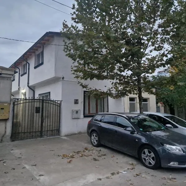 Casa Rahova, khách sạn ở Brăila