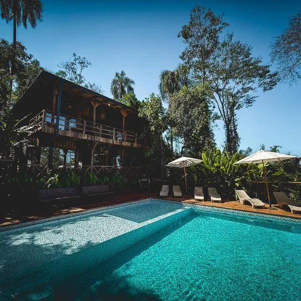 GLAMPING SELVA IGUAZU, ξενοδοχείο στο Πουέρτο Ιγκουασού