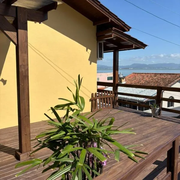 Casa do Lago, hotel in Governador Celso Ramos