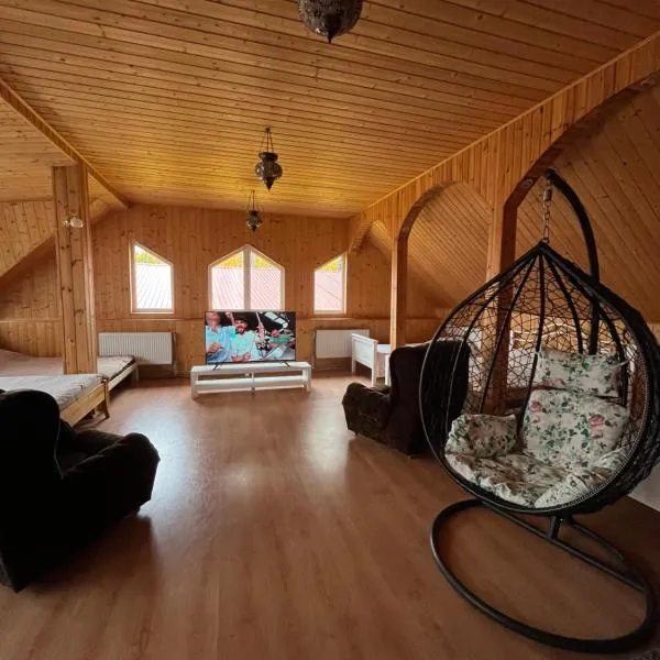 KRI Holiday House: Alūksne şehrinde bir otel