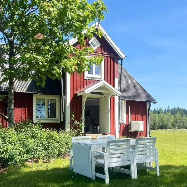 5 person holiday home in HÄRADSBÄCK-By Traum, hotel v destinaci Ryd