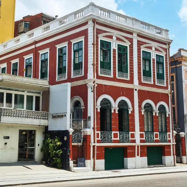 JUNGLE STATION - Hostel, hotel in Belém