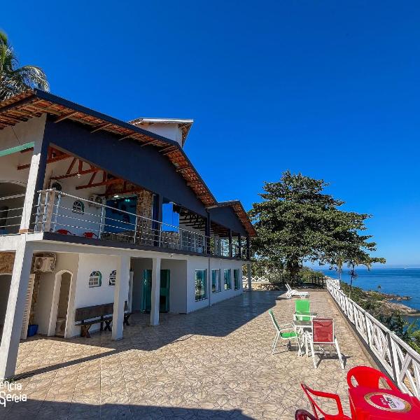 Casa costeira com vista e área gourmet no Borrifos