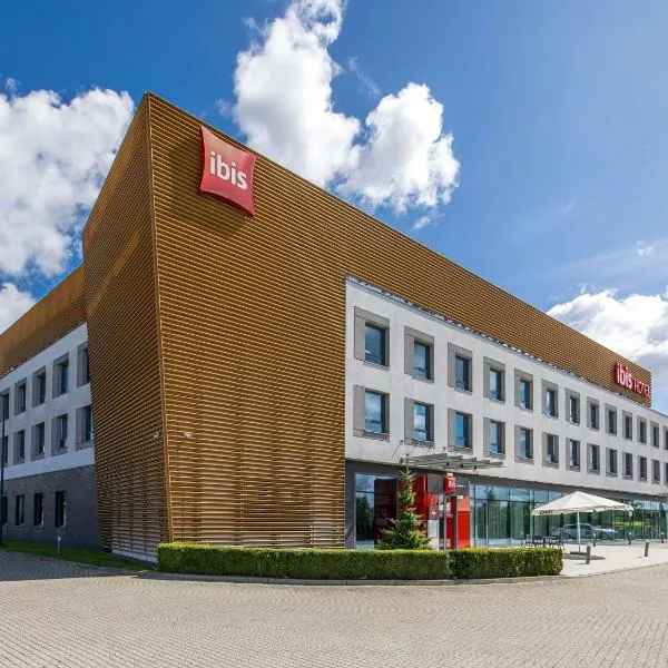 Ibis Poznan Polnoc, hotel in Suchy Las