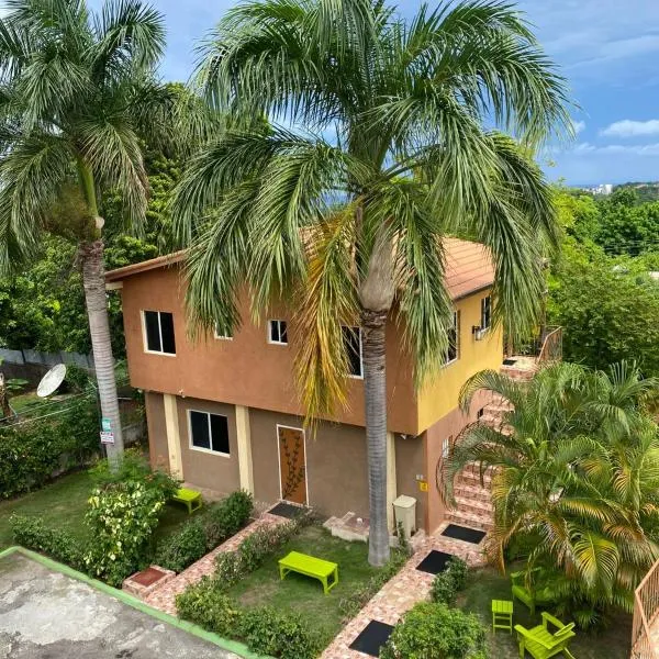 Montego Bay, Ironshore Luxury Studio, hotel in Montego Bay