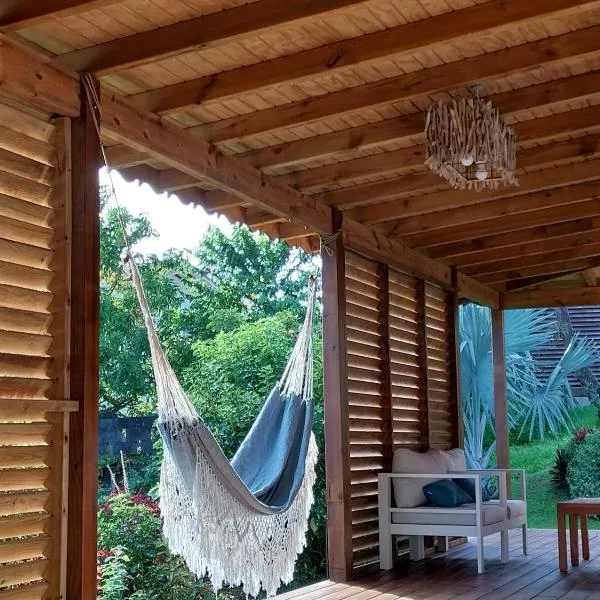 Gîte soufrière, hotel in Saint-Claude