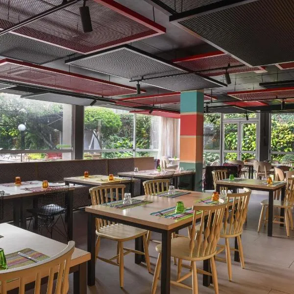 Ibis Styles Abidjan Marcory, hotel en Abiyán