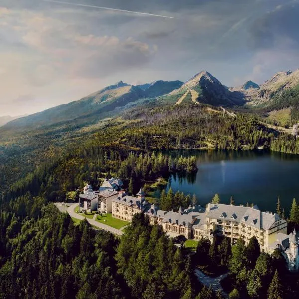 Grand Hotel Kempinski High Tatras, hotel di Štrbské Pleso