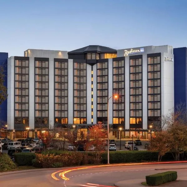 Radisson Blu Vancouver Airport Hotel & Marina, hotel v destinaci Richmond
