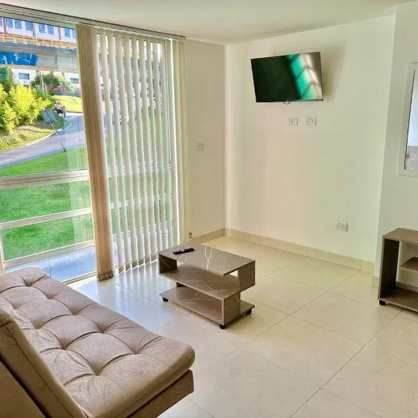 Lindo apartamento en excelente zona Central Urban Mzles, hotel in Manizales