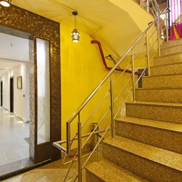 Hotel TUNIGHT, hotel v destinaci Ghaziabád