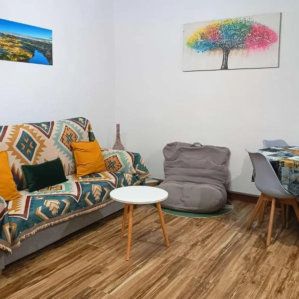 La Casita de Ale Casa Rural cerca Puy du Fou, hotel in Polán