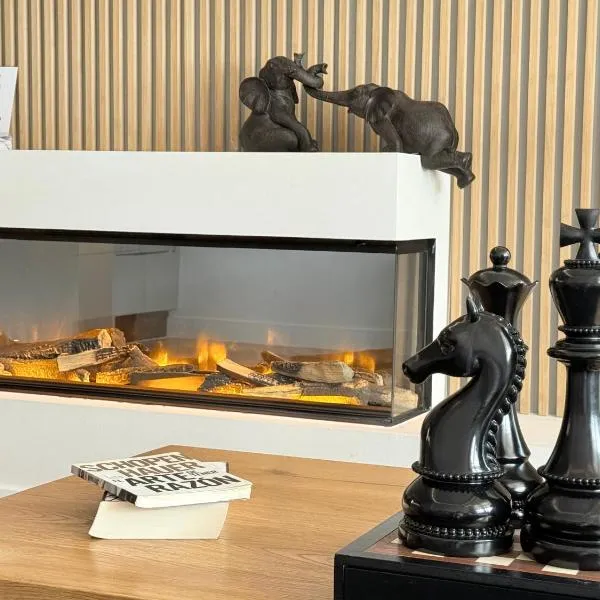 Apartamento NUEVO Lujoso Suites Centro Bilbao Wifi ,Parking gratis, hotel en Bilbao