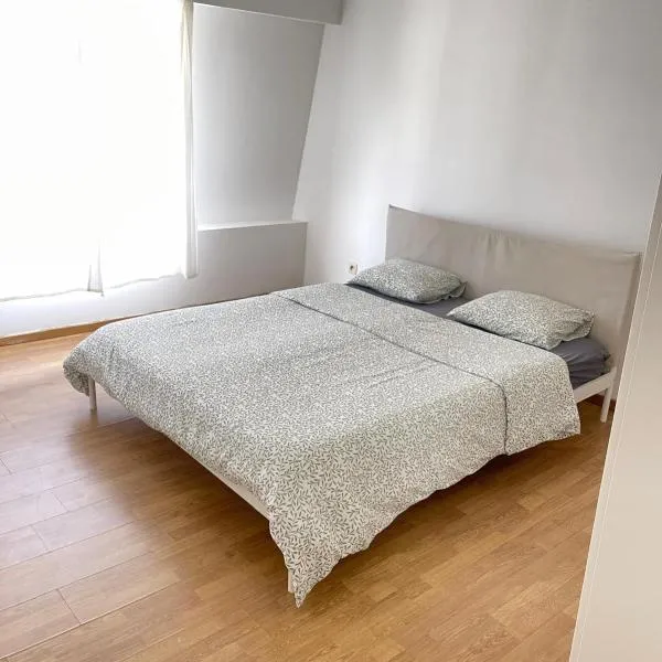 Chambre disponible, hotel u gradu Alst
