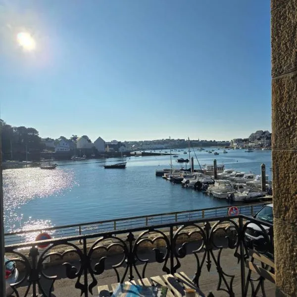 Anatoline Audierne Appart'hôtel - Appartements vue Mer - Sea & Harbor Stay, ξενοδοχείο σε Audierne