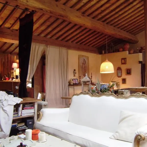 Loft Ecologique, hotel in Fontjoncouse