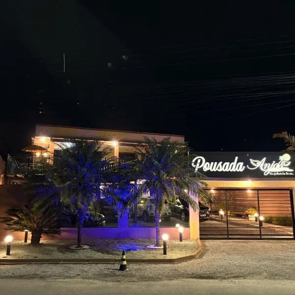 Pousada Anjos - à 2 quadras do mar โรงแรมในมาติญอส