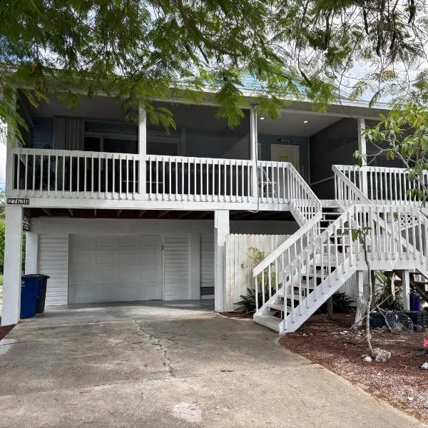 Tarpon - Spacious Updated W&D Full Kitchen 1.5 Mi to Beach, hotel in Bonita Springs