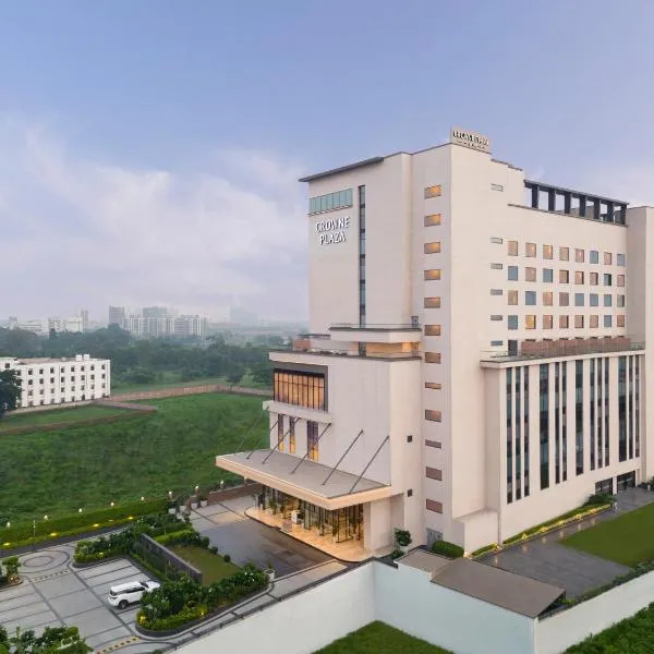 Crowne Plaza Lucknow by IHG, hotel en Lucknow
