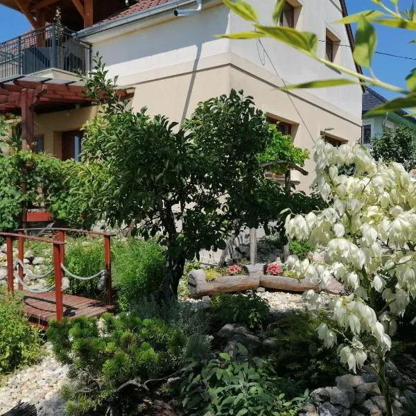 Marianna Apartman, ξενοδοχείο σε Gyenesdiás