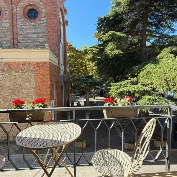 Luxury Apartment, Appartamento a Passignano sul Trasimeno, hotel in Passignano sul Trasimeno