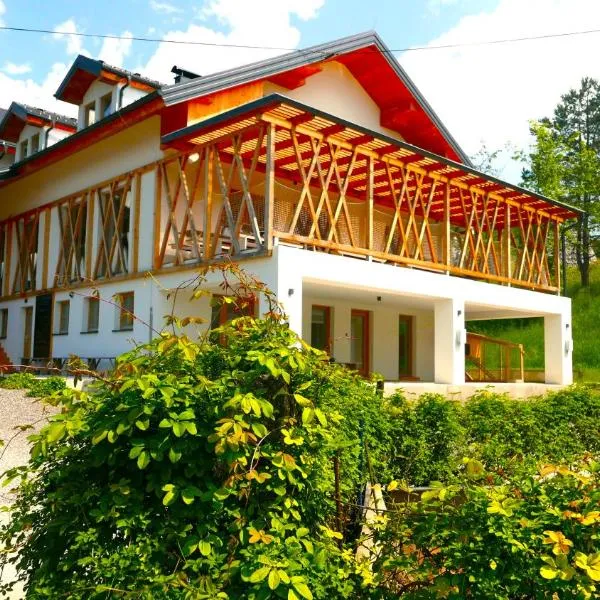 Eko Glamping Resort Krištof, hotel v destinaci Cerklje na Gorenjskem