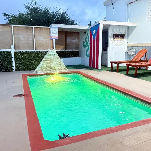Cabanas Playa Santa/ Apto. A/ Swimming Pool/ Pool Table/ WIFI/ 3 min Beaches, hotel en Guánica