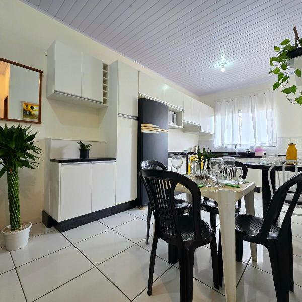 Casa 2 quartos em bairro tranquilo 5 min centro - Foto 4