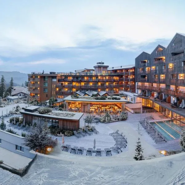 Hotel Cristal, hotel v destinaci Obereggen