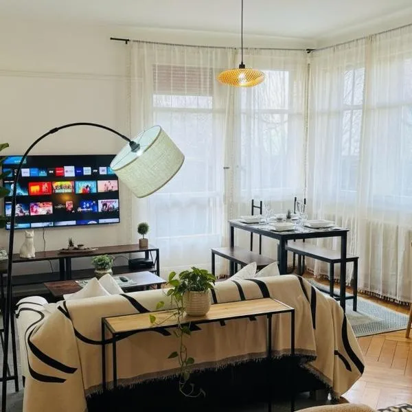 Charming city, hotel in Lausanne
