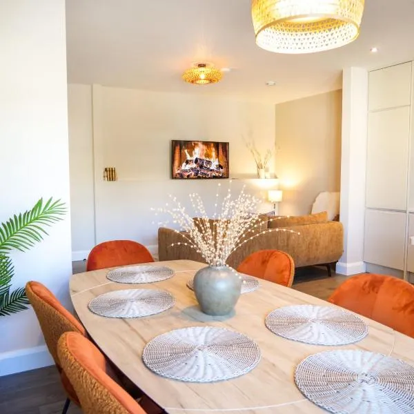 Riverside Dingle - Luxury Apt 1, hotel in Dingle