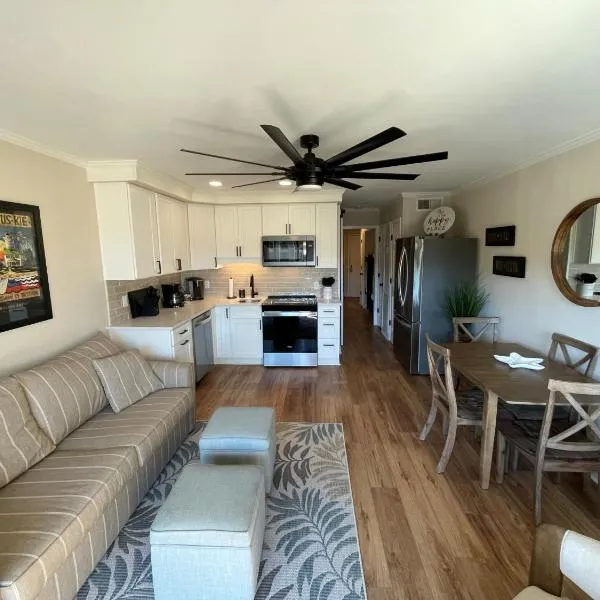 Coastal Comfort Escape - Beach & Tennis Resort & Beach Access, khách sạn ở Hilton Head Island
