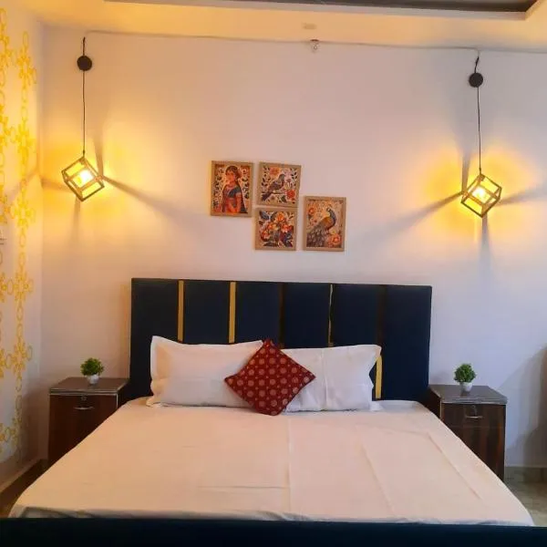 The Moksha Residency By MOM'S，位于Prayagraj的酒店