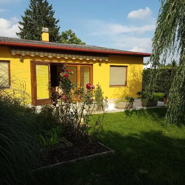 Ferienhaus Christian, hotel v destinácii Sankt Andrä bei Frauenkirchen